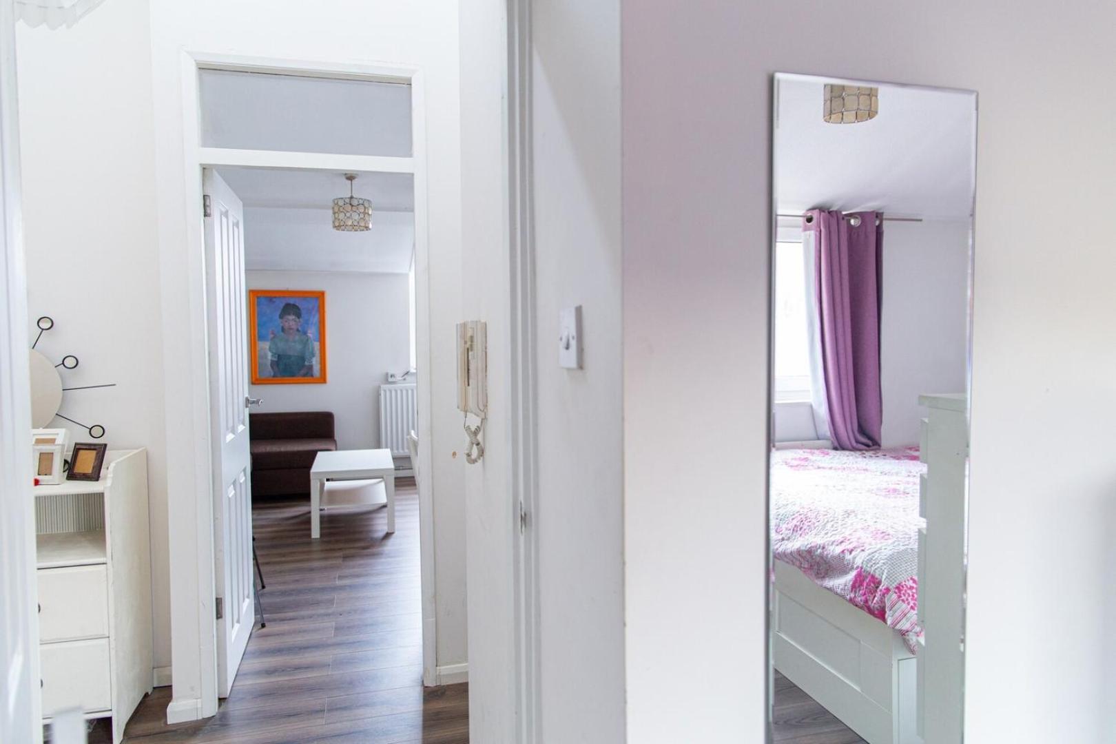 Plush For Four In Brixton Apartamento